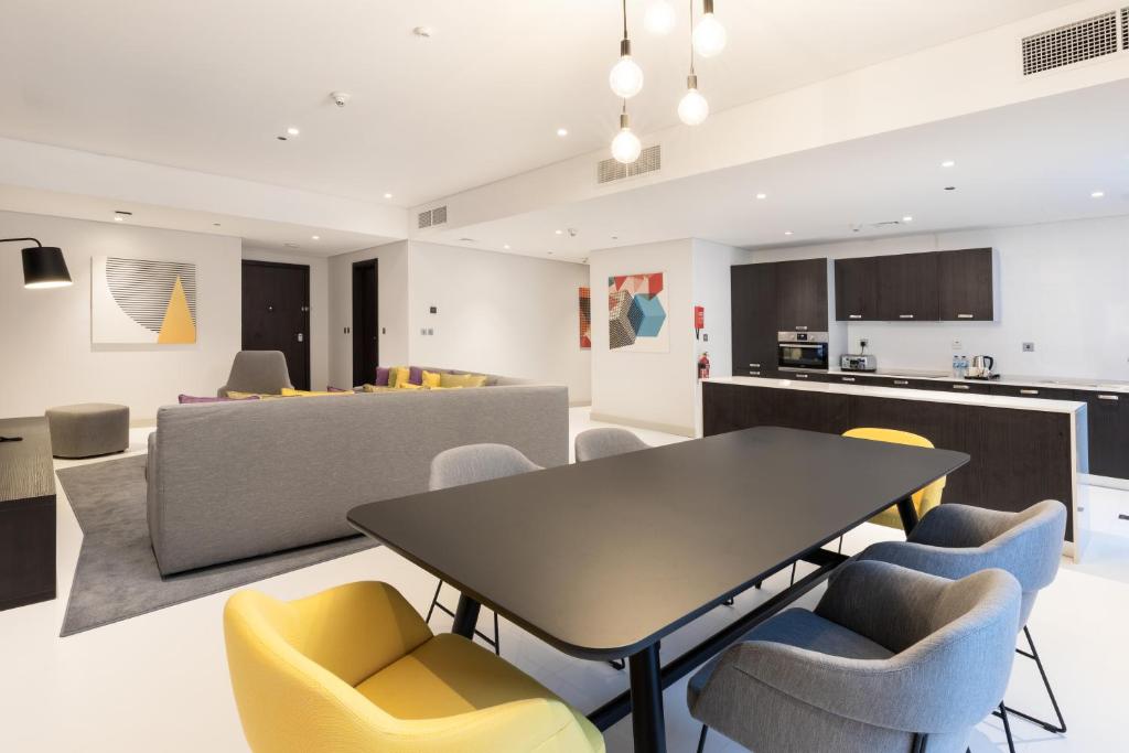 kitchen & dinning & living